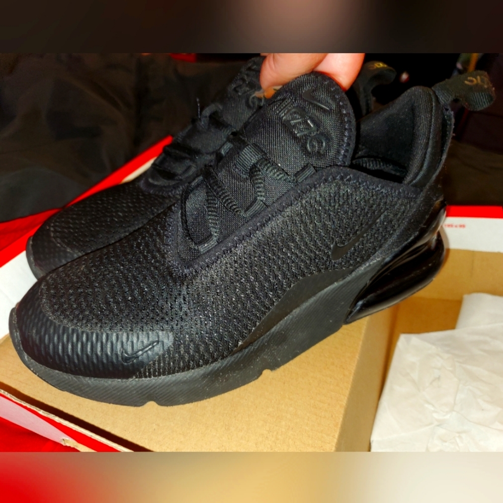 Nike Air max 270 size 3Y